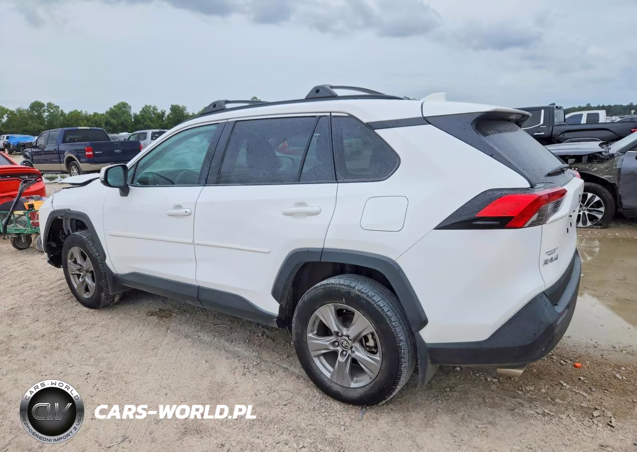 2024 Toyota Rav4 Xle VIN:2T3W1RFVXRC277313 - 3