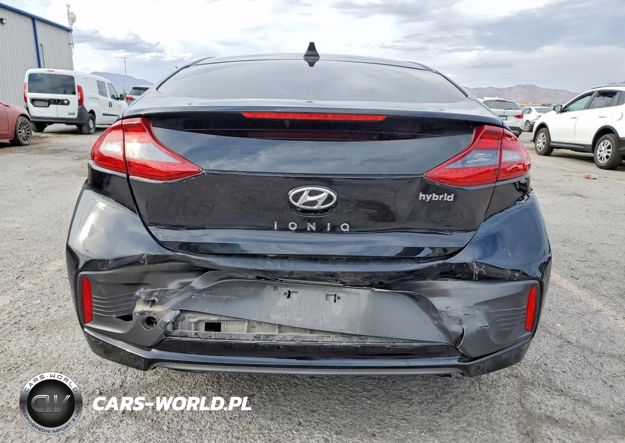 2018 Hyundai Ioniq Limited VIN:KMHC85LCXJU084181 - 6
