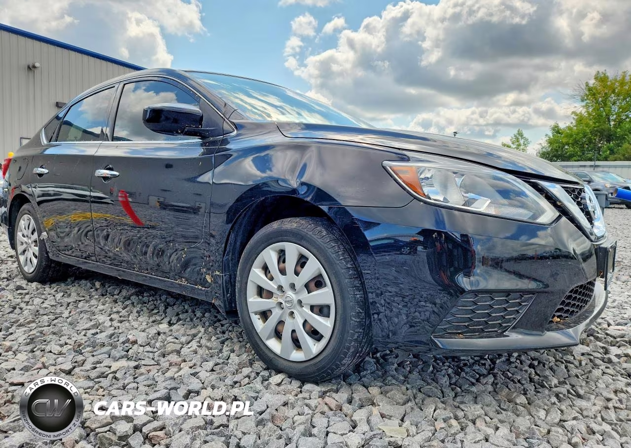 2018 Nissan Sentra S VIN:3N1AB7AP6JY342713 - 4