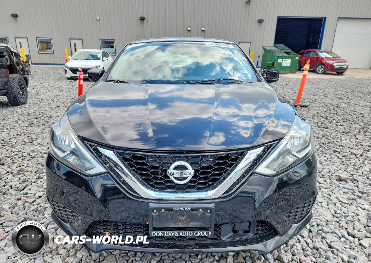 2018 Nissan Sentra S VIN:3N1AB7AP6JY342713 - 5