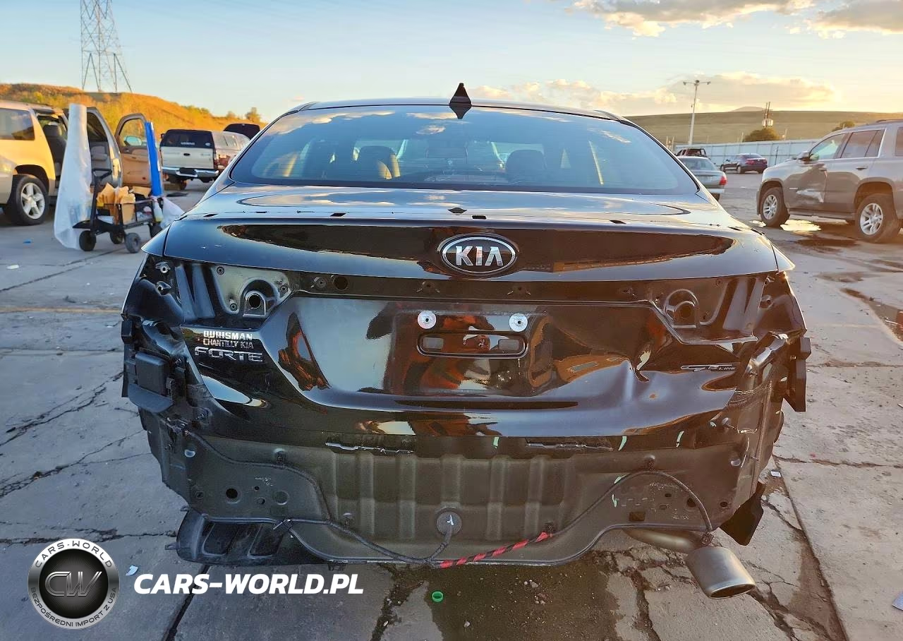 2020 Kia Forte Gt Line VIN:3KPF34AD1LE150169 - 6