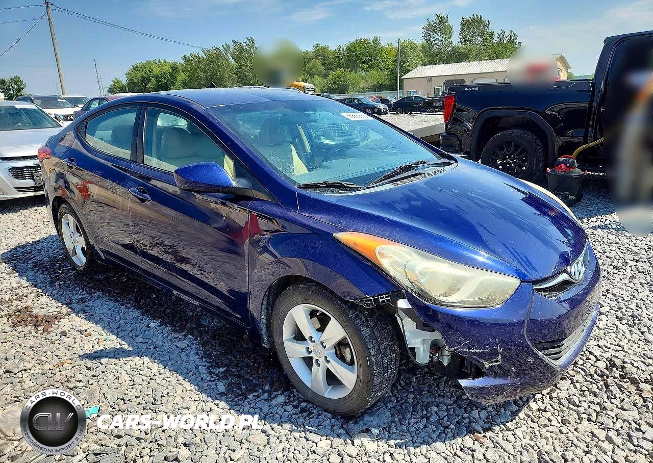 2013 Hyundai Elantra Gls VIN:5NPDH4AE1DH307178 - 4