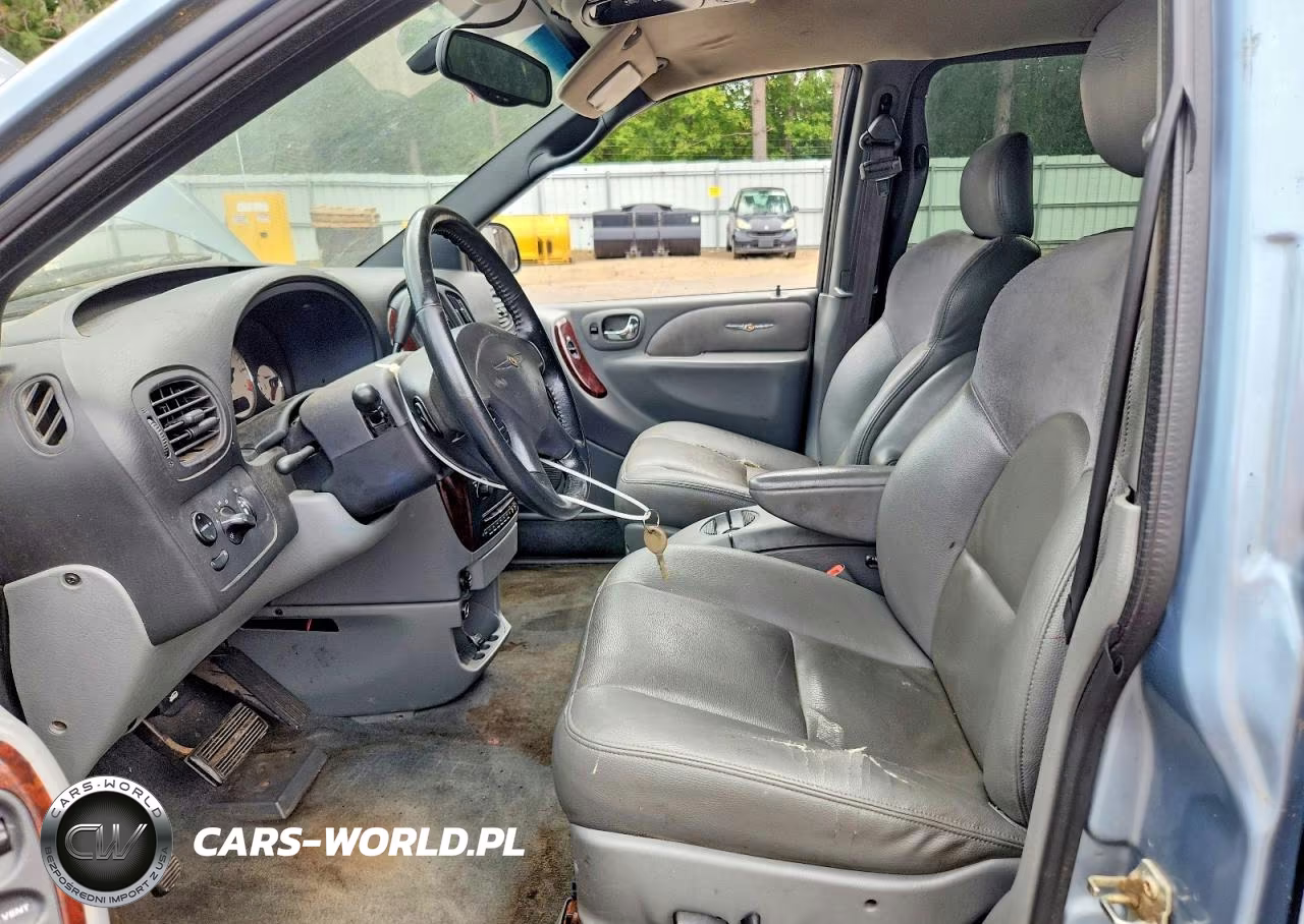 2004 Chrysler Town & Country Limited VIN:2C8GP64L14R565627 - 7