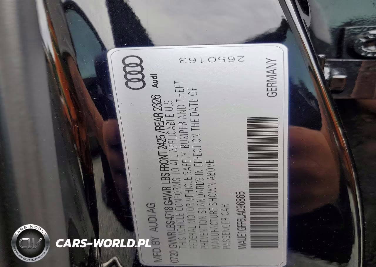2020 Audi S3 Premium Plus VIN:WAUE1GFF6LA096865 - 12