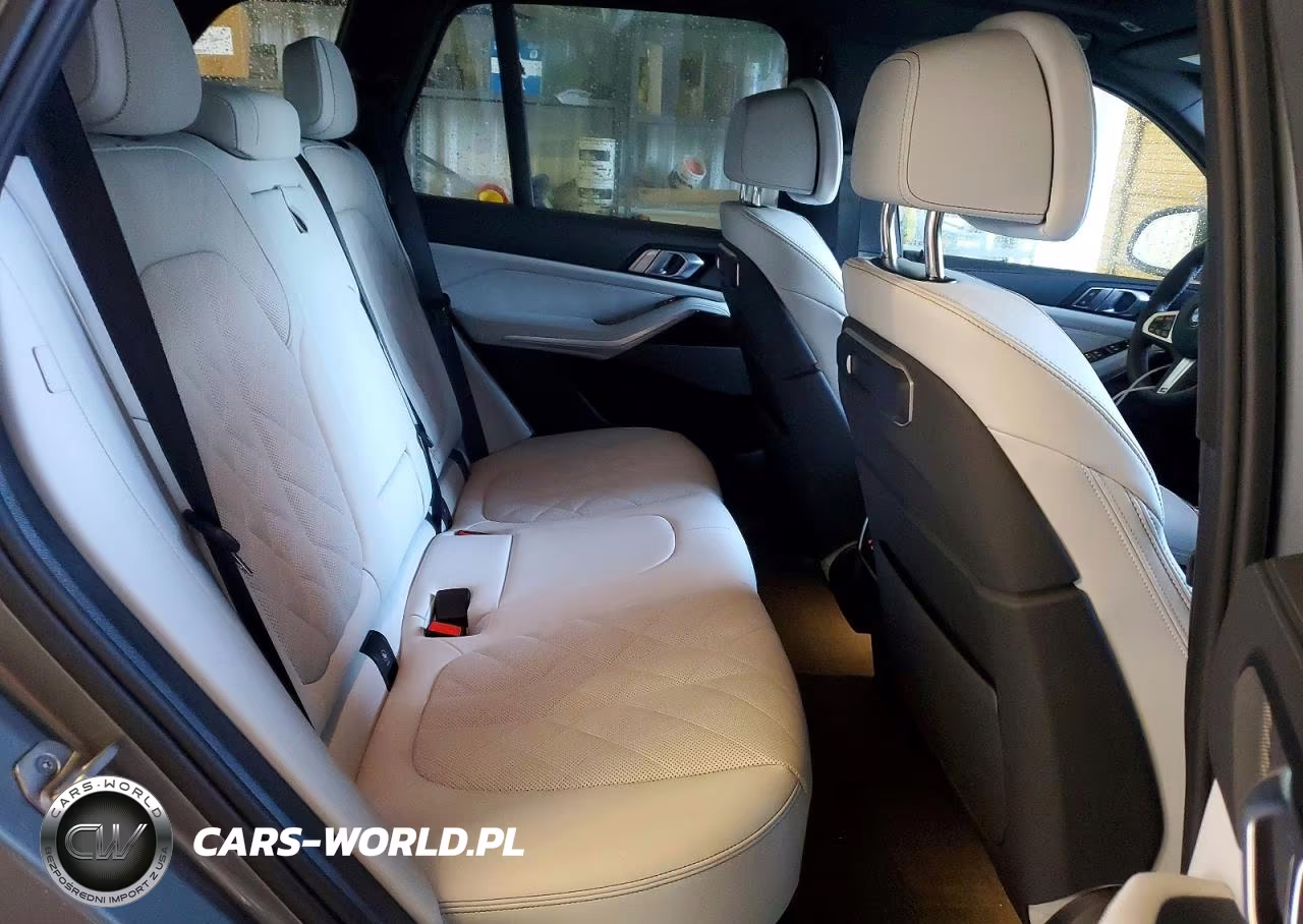2026 BMW X5 xDrive40I VIN:5UX23EU03T9420213 - 11