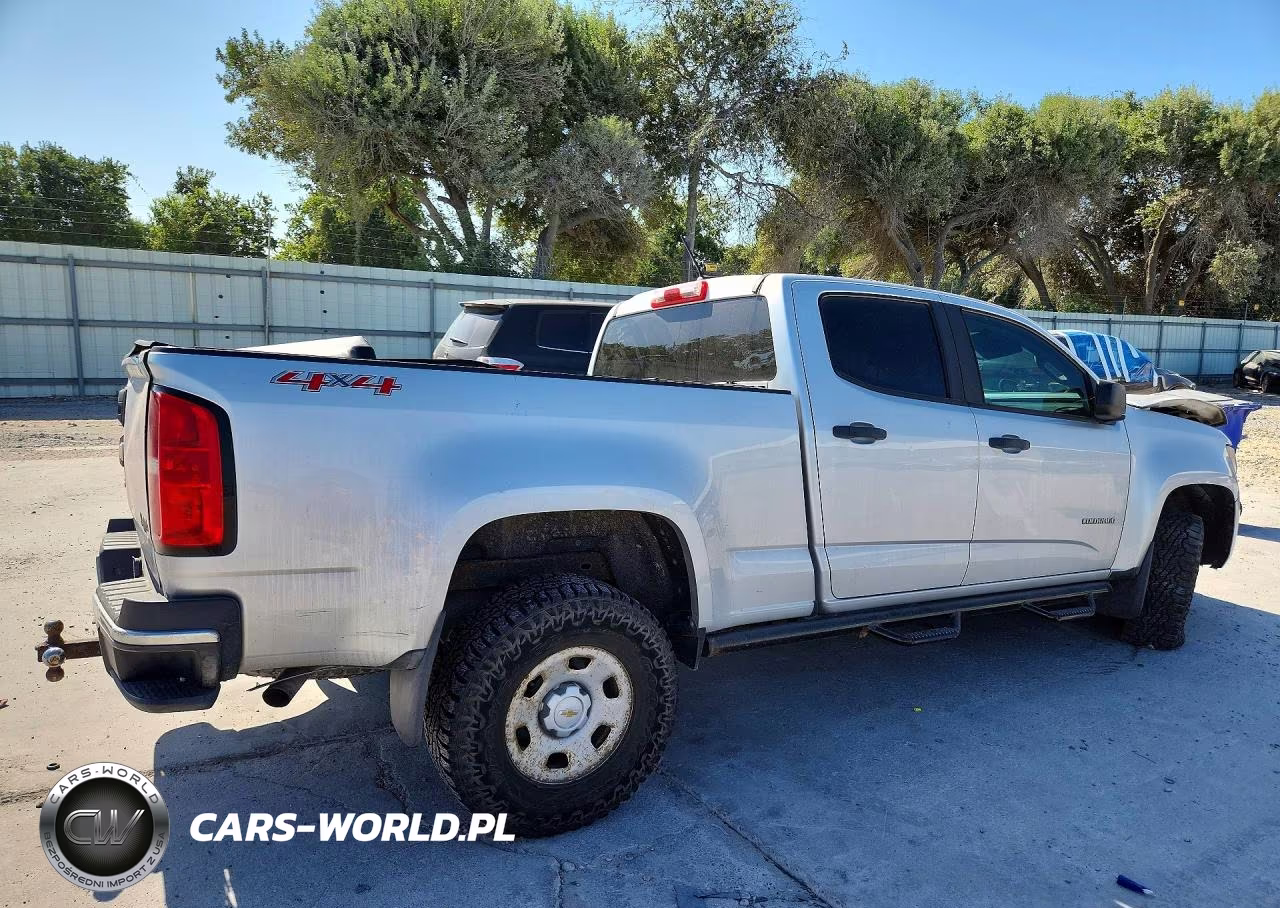 2020 Chevrolet Colorado VIN:1GCGTBENXL1110462 - 3
