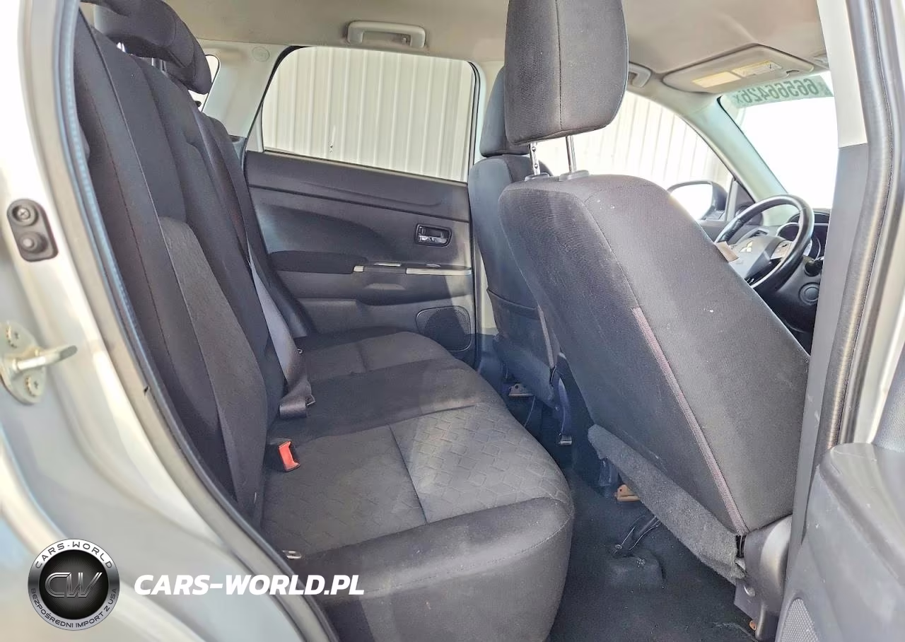 2020 Mitsubishi Outlander Sport Se VIN:JA4AP4AU9LU023695 - 10
