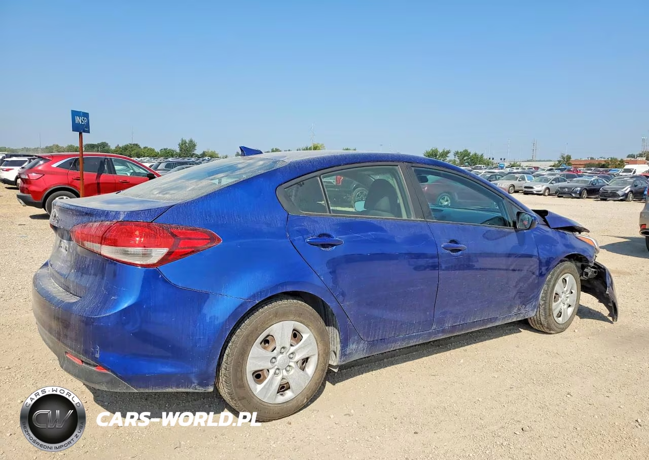 2018 Kia Forte Lx VIN:3KPFL4A7XJE196980 - 3