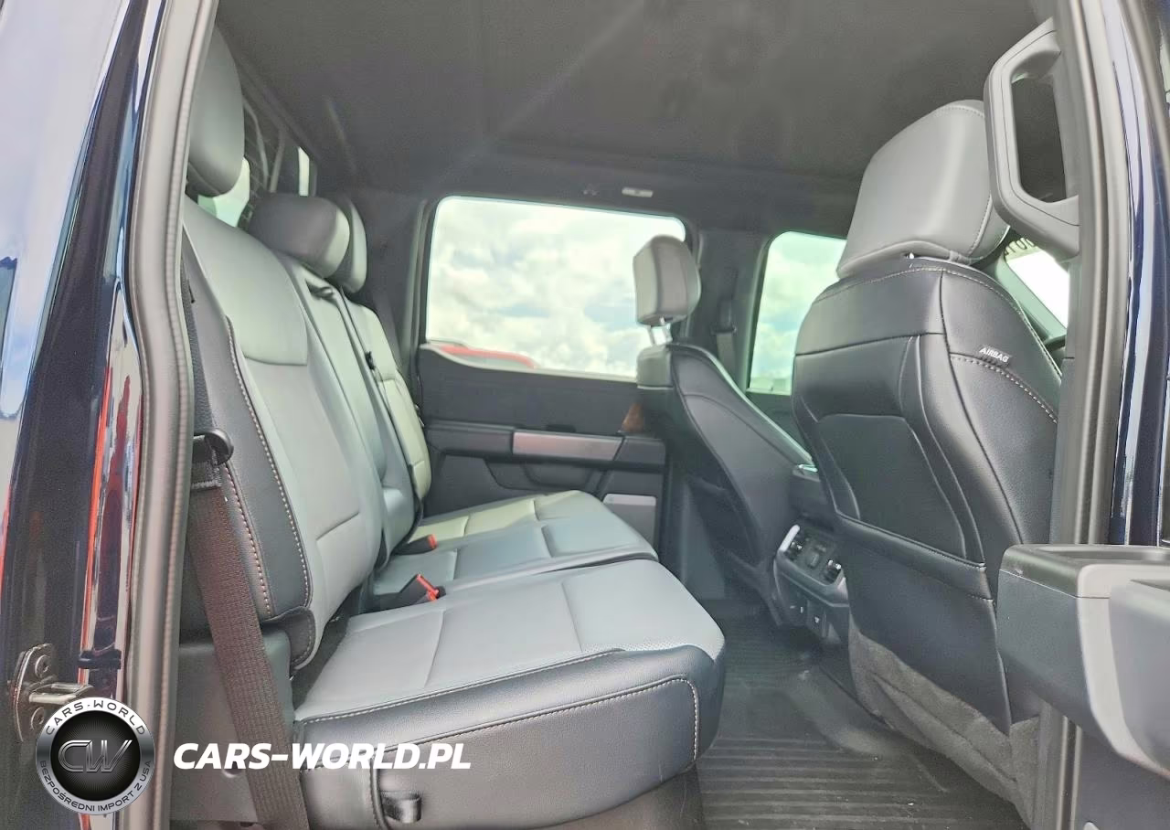 2023 Ford F150 Lightning Pro VIN:1FTVW1EV5PWG34474 - 10