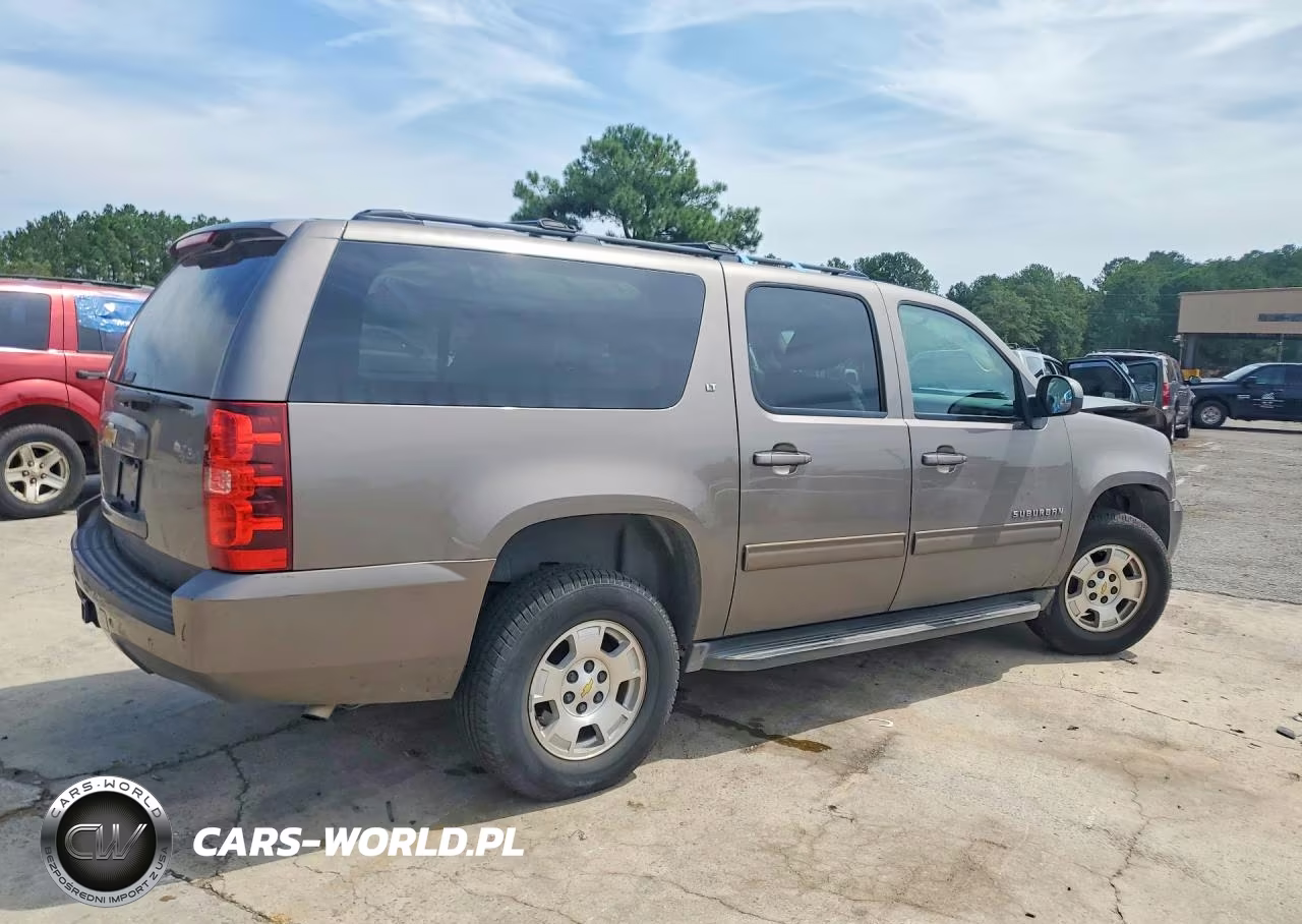 2013 Chevrolet Suburban K1500 Lt VIN:1GNSKJE74DR202170 - 3