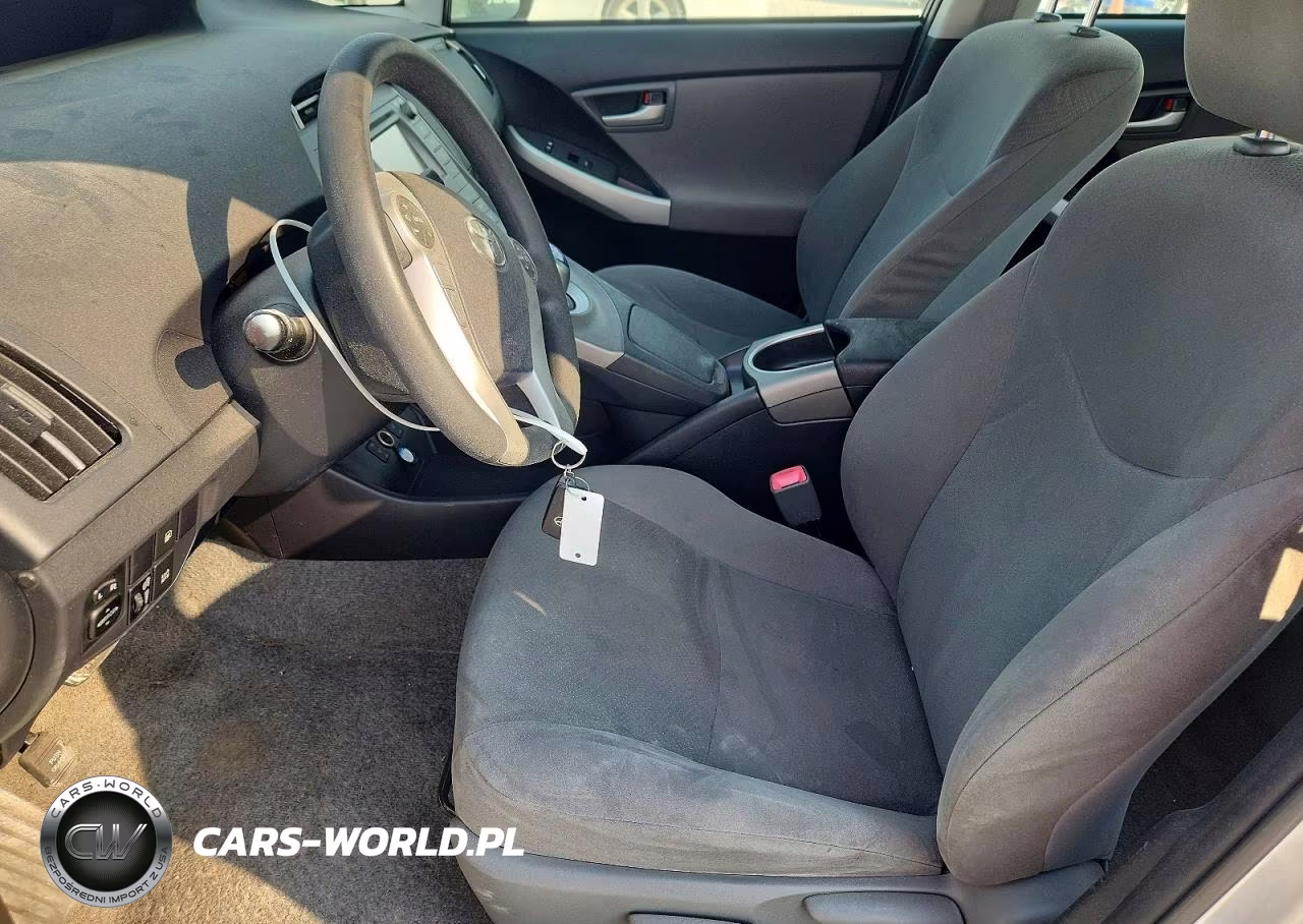 2013 Toyota Prius Plug-In Hybrid Base VIN:JTDKN3DP7D3044844 - 7