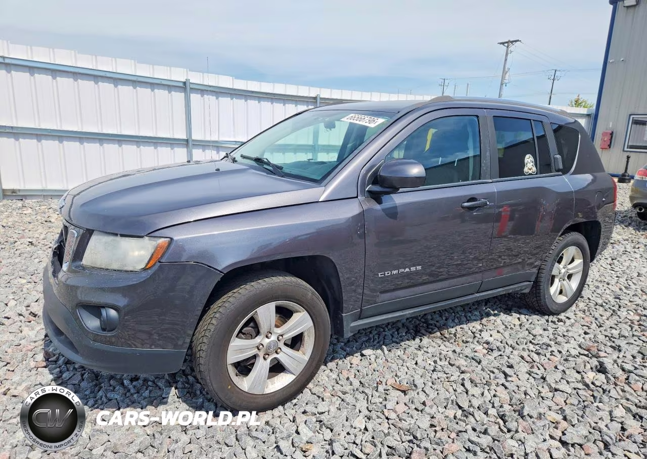 2014 Jeep Compass Latitude – zdjęcie 1 z 13
