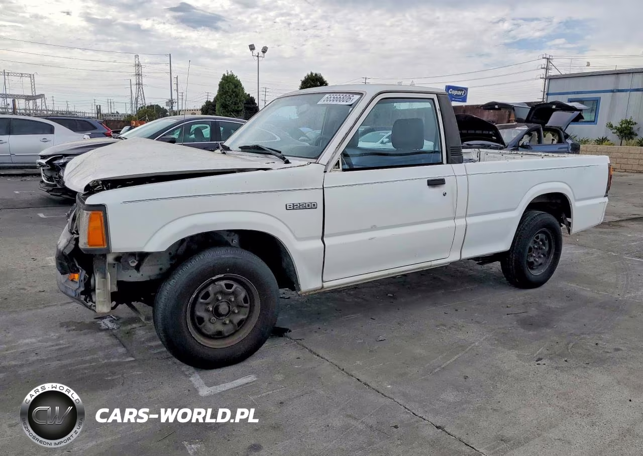 1992 Mazda B2200 Short Bed