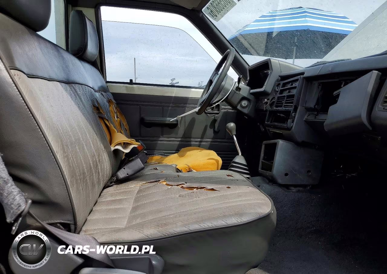 1992 Mazda B2200 Short Bed VIN:JM2UF1236N0289367 - 10
