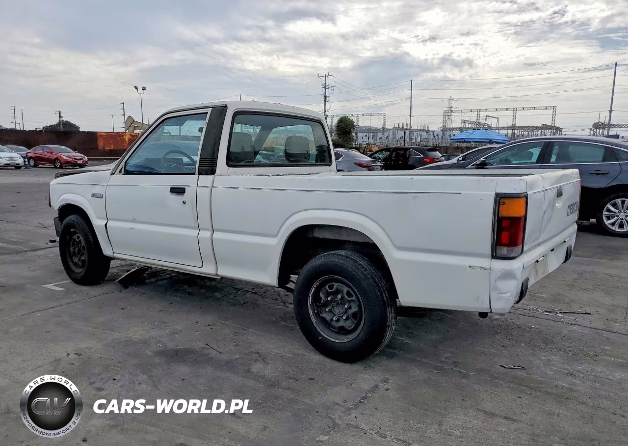 1992 Mazda B2200 Short Bed VIN:JM2UF1236N0289367 - 2
