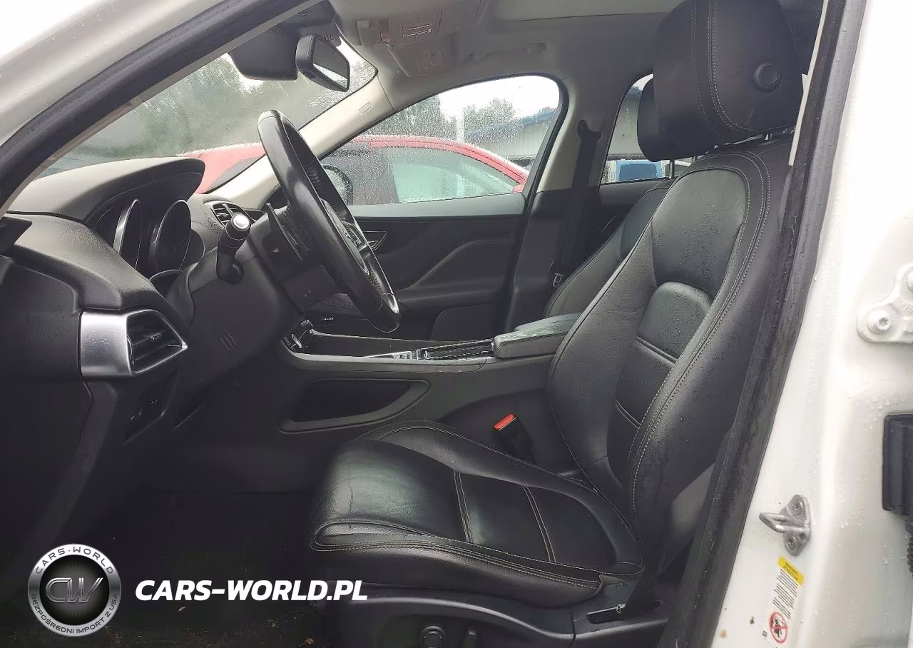 2018 Jaguar F-Pace Prestige VIN:SADCK2FX8JA272903 - 7
