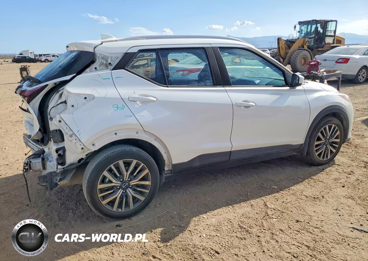 2022 Nissan Kicks Sv VIN:3N1CP5CV7NL480726 - 3