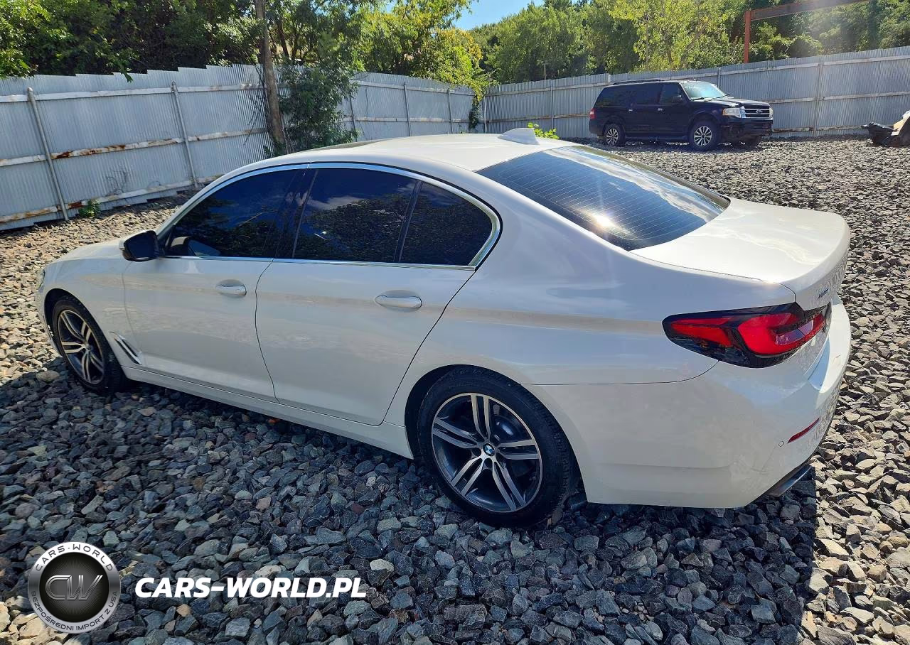2021 BMW 530 Xi VIN:WBA13BJ0XMWX18998 - 2