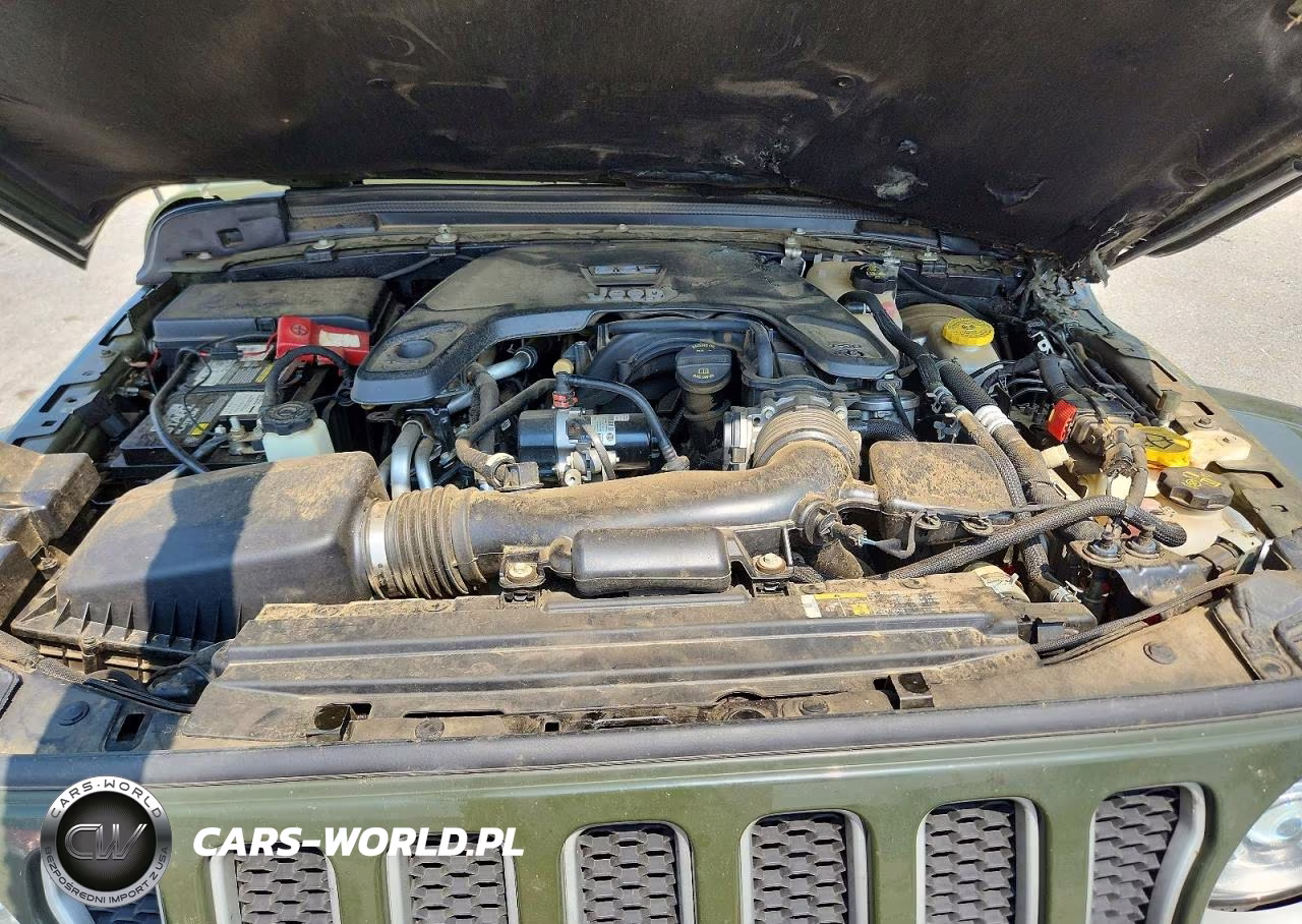 2020 Jeep Wrangler Unlimited Sahara VIN:1C4HJXEG9LW283630 - 12