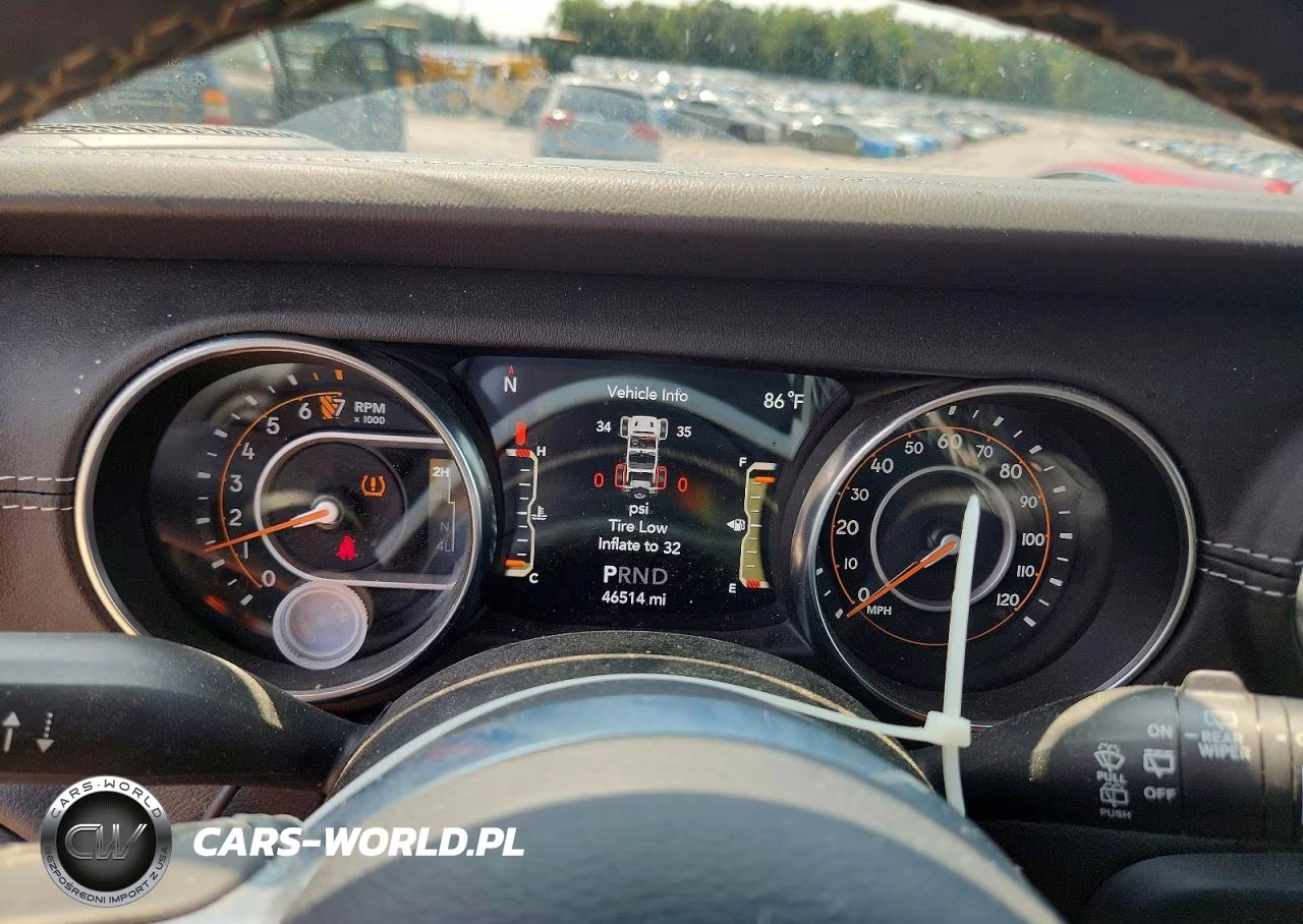2020 Jeep Wrangler Unlimited Sahara VIN:1C4HJXEG9LW283630 - 9