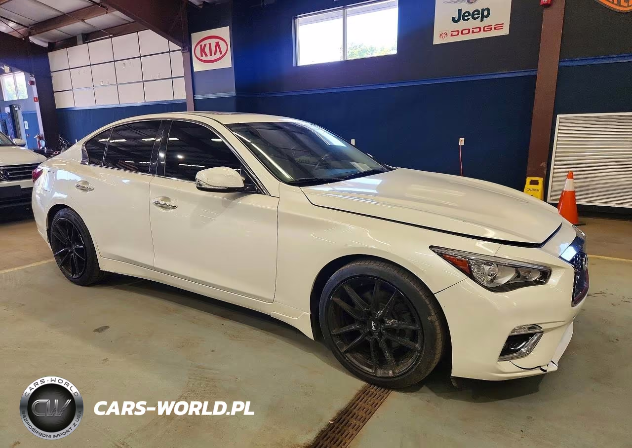 2018 Infiniti Q50 3.0T Luxe VIN:JN1EV7AP2JM362100 - 4