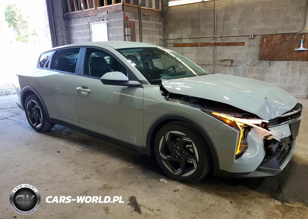 2026 Kia K4 Ex VIN:3KPFU4DE3TE379812 - 4