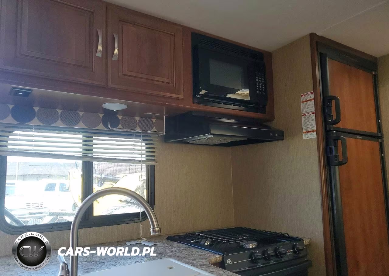 2017 Keystone Passport Camper VIN:4YDT2922XHT412220 - 6