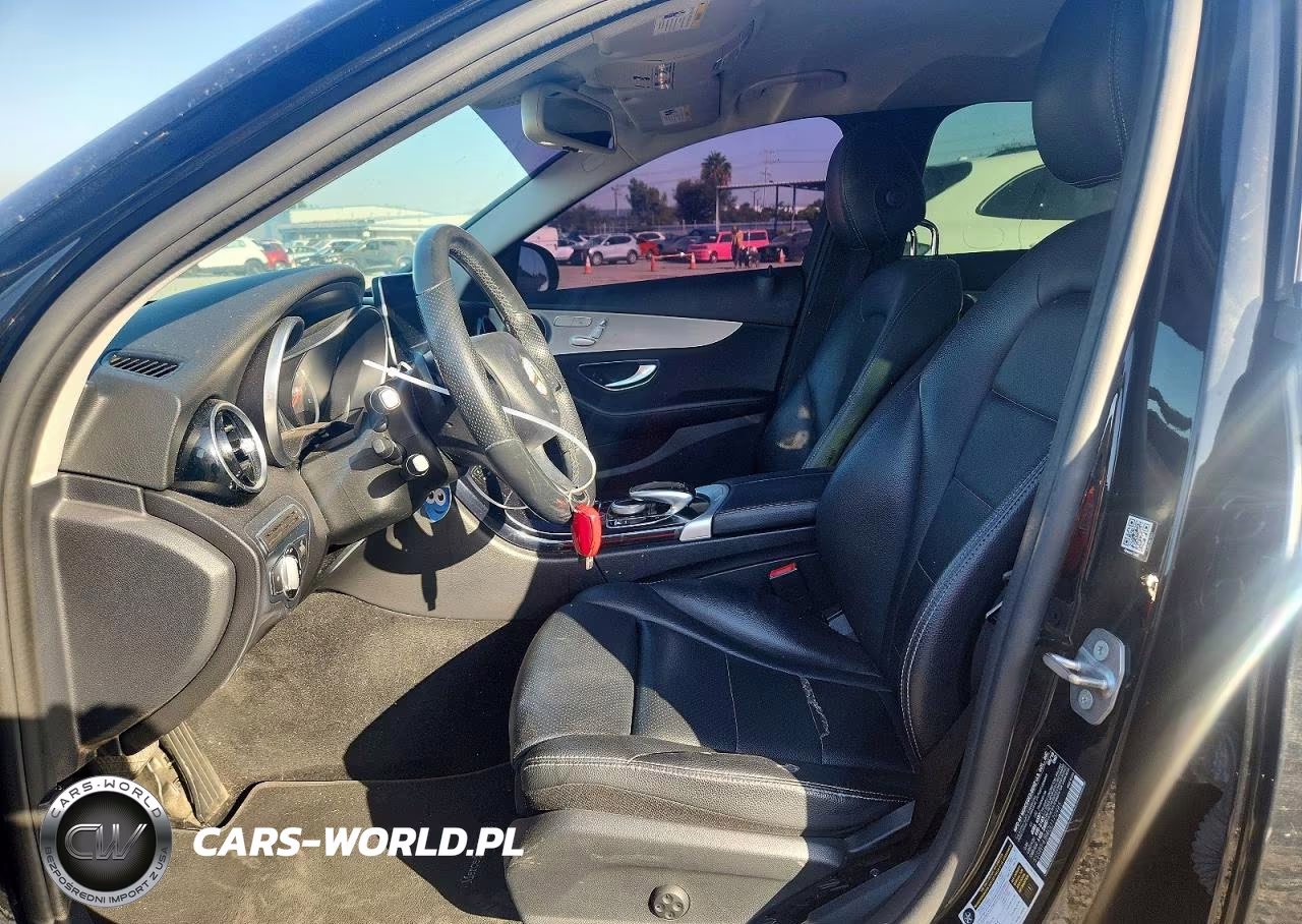 2016 Mercedes-Benz C 300 VIN:55SWF4JB4GU170985 - 7