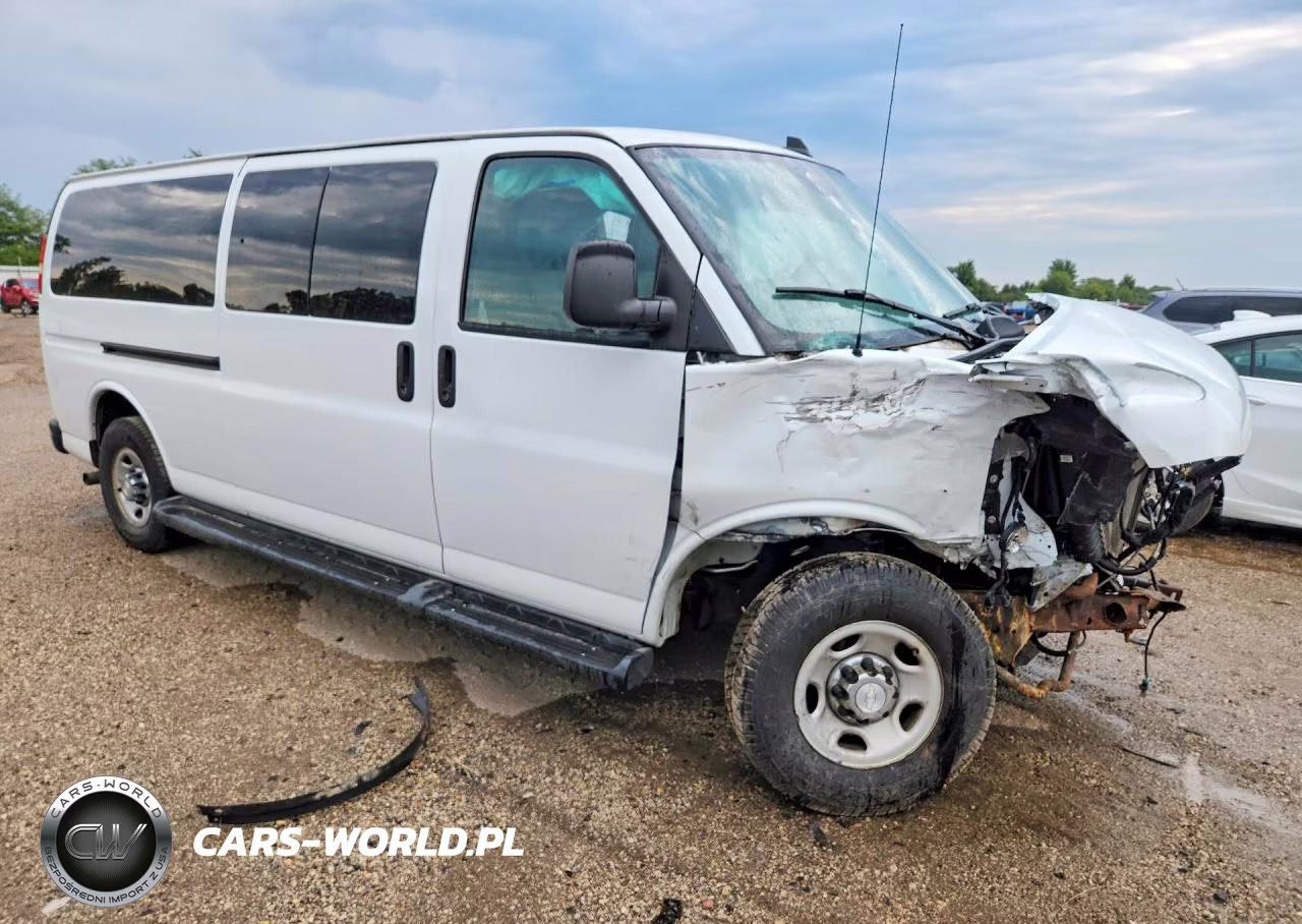 2019 Chevrolet Express G3500 Lt VIN:1GAZGPFG2K1140525 - 4
