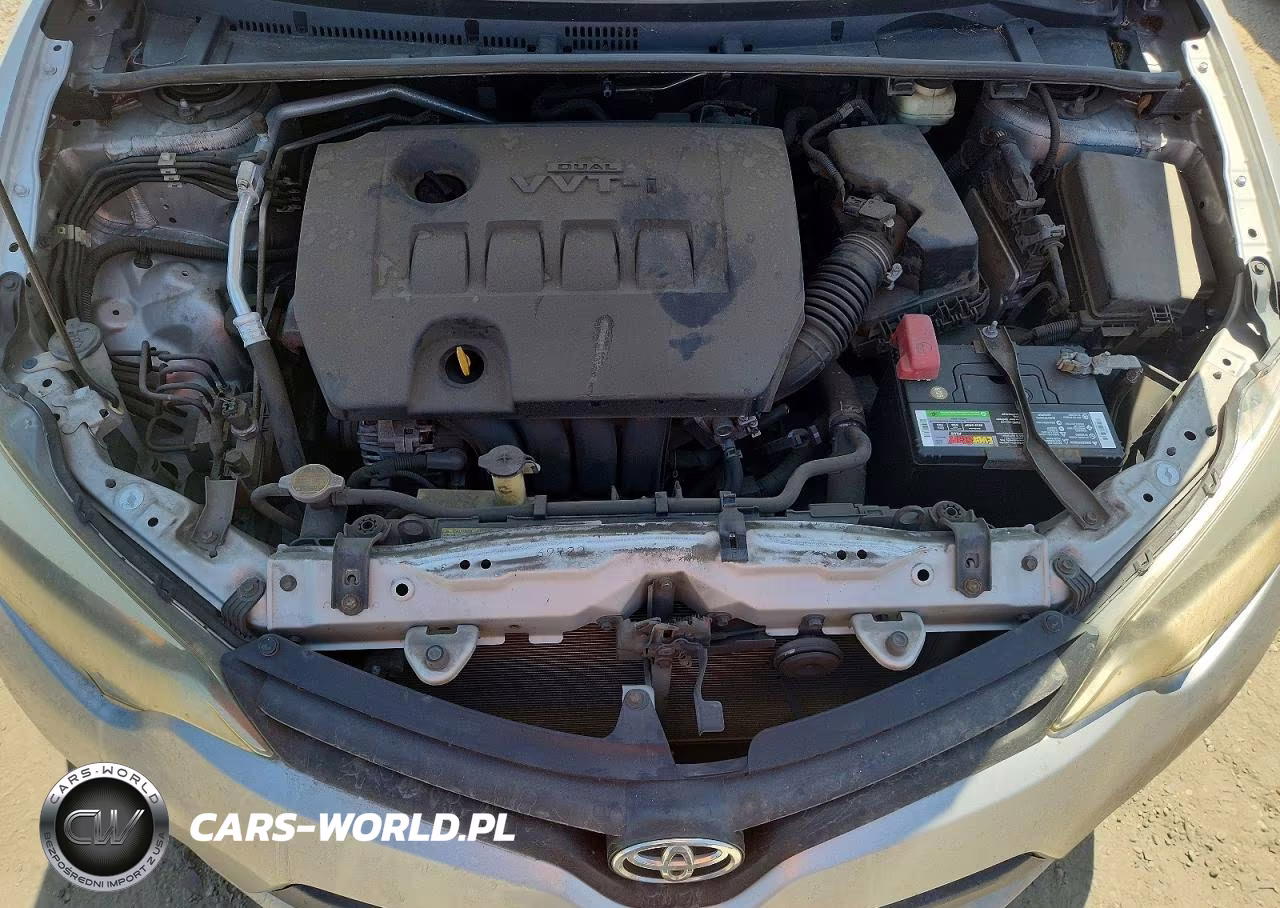 2015 Toyota Corolla L VIN:5YFBURHE8FP315242 - 11