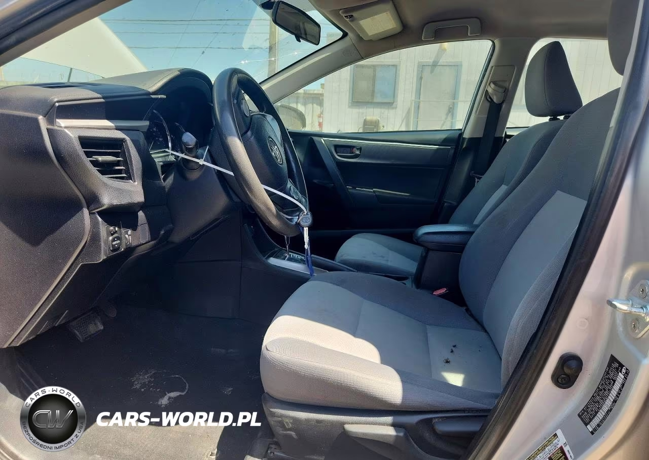 2015 Toyota Corolla L VIN:5YFBURHE8FP315242 - 7