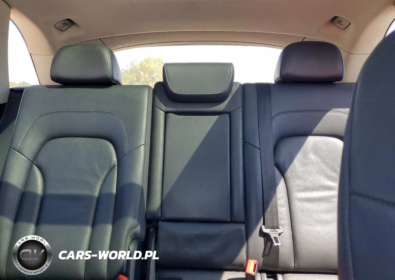 2014 Audi Q5 Premium Plus VIN:WA1LFAFPXEA058201 - 10