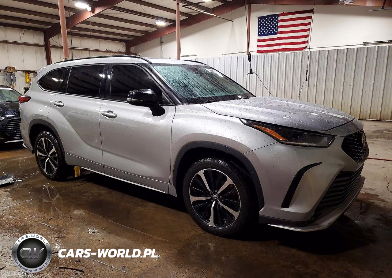 2022 Toyota Highlander Xse VIN:5TDLZRBH0NS242222 - 4