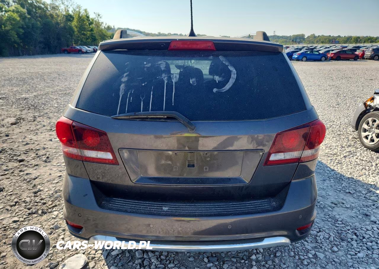 2020 Dodge Journey Crossroad VIN:3C4PDCGB0LT201299 - 6
