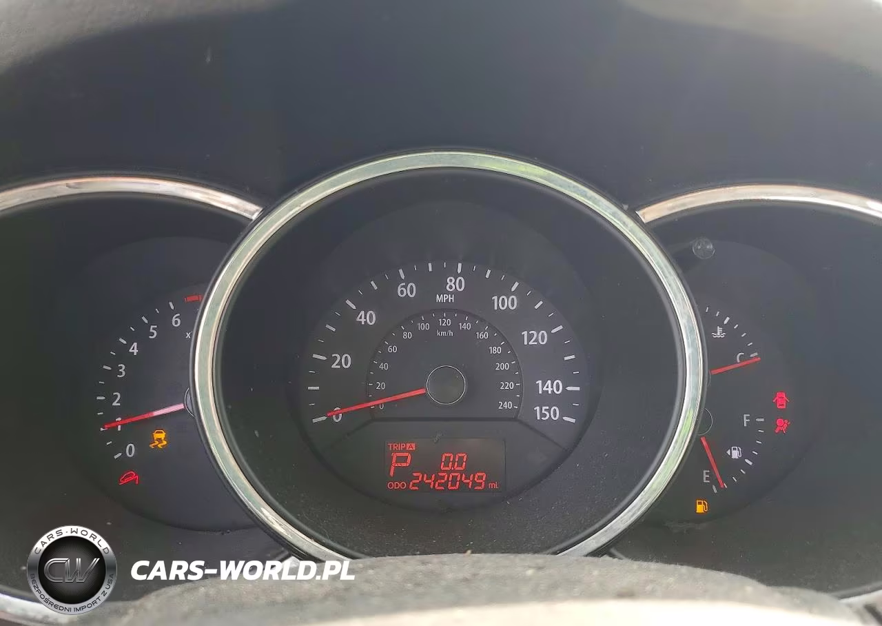 2013 Kia Sorento Lx VIN:5XYKT3A1XDG315297 - 9