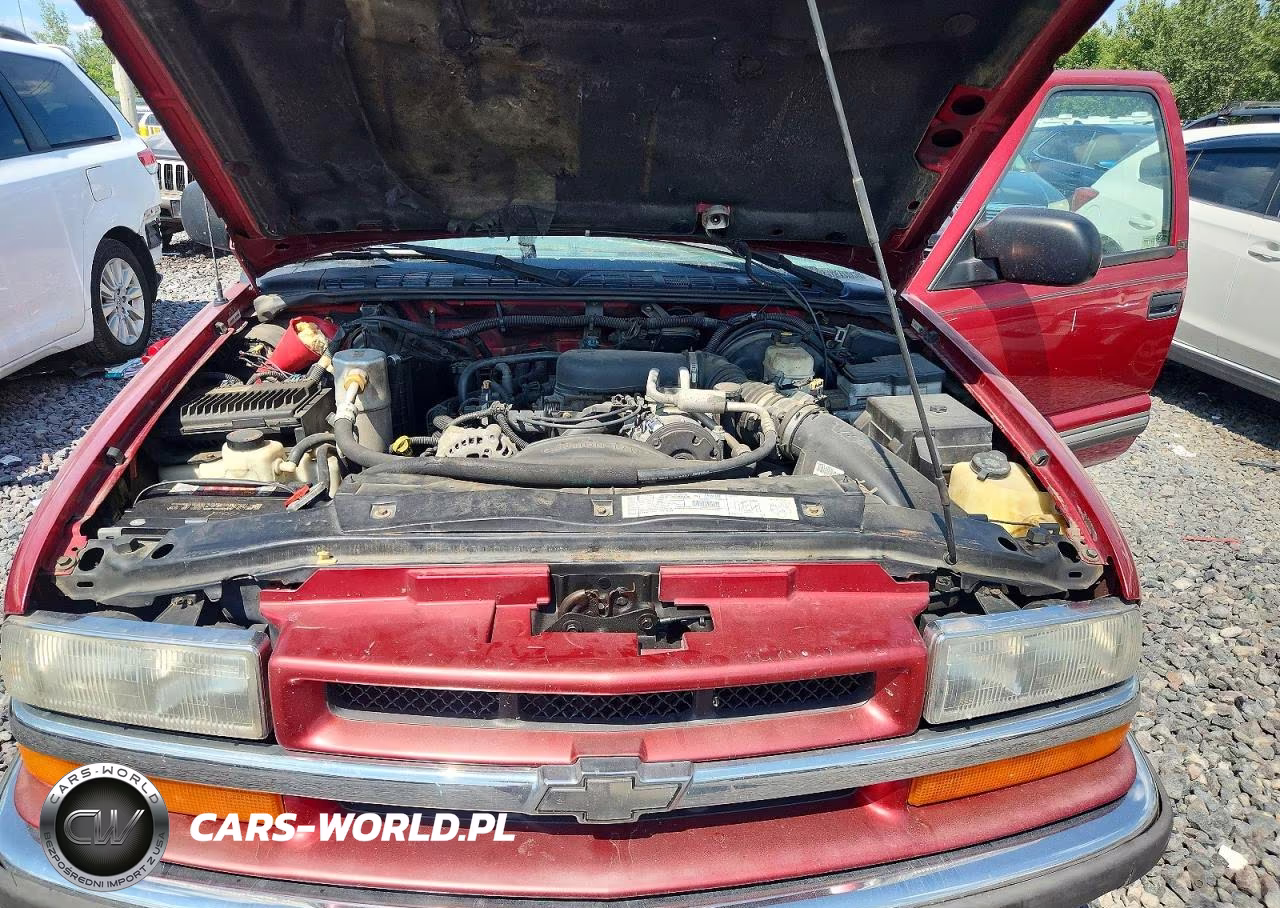 2000 Chevrolet Blazer VIN:1GNDT13W5Y2380684 - 11