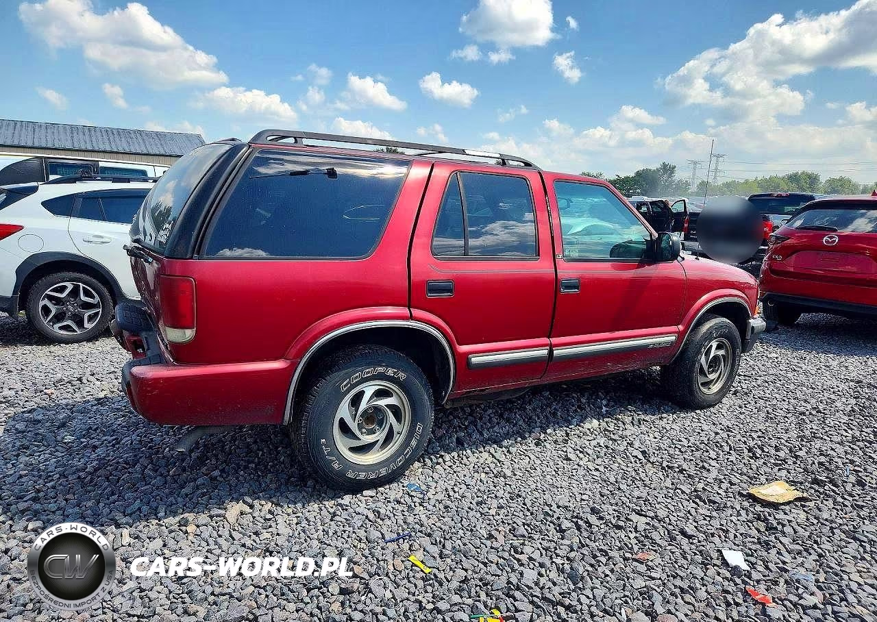 2000 Chevrolet Blazer VIN:1GNDT13W5Y2380684 - 3