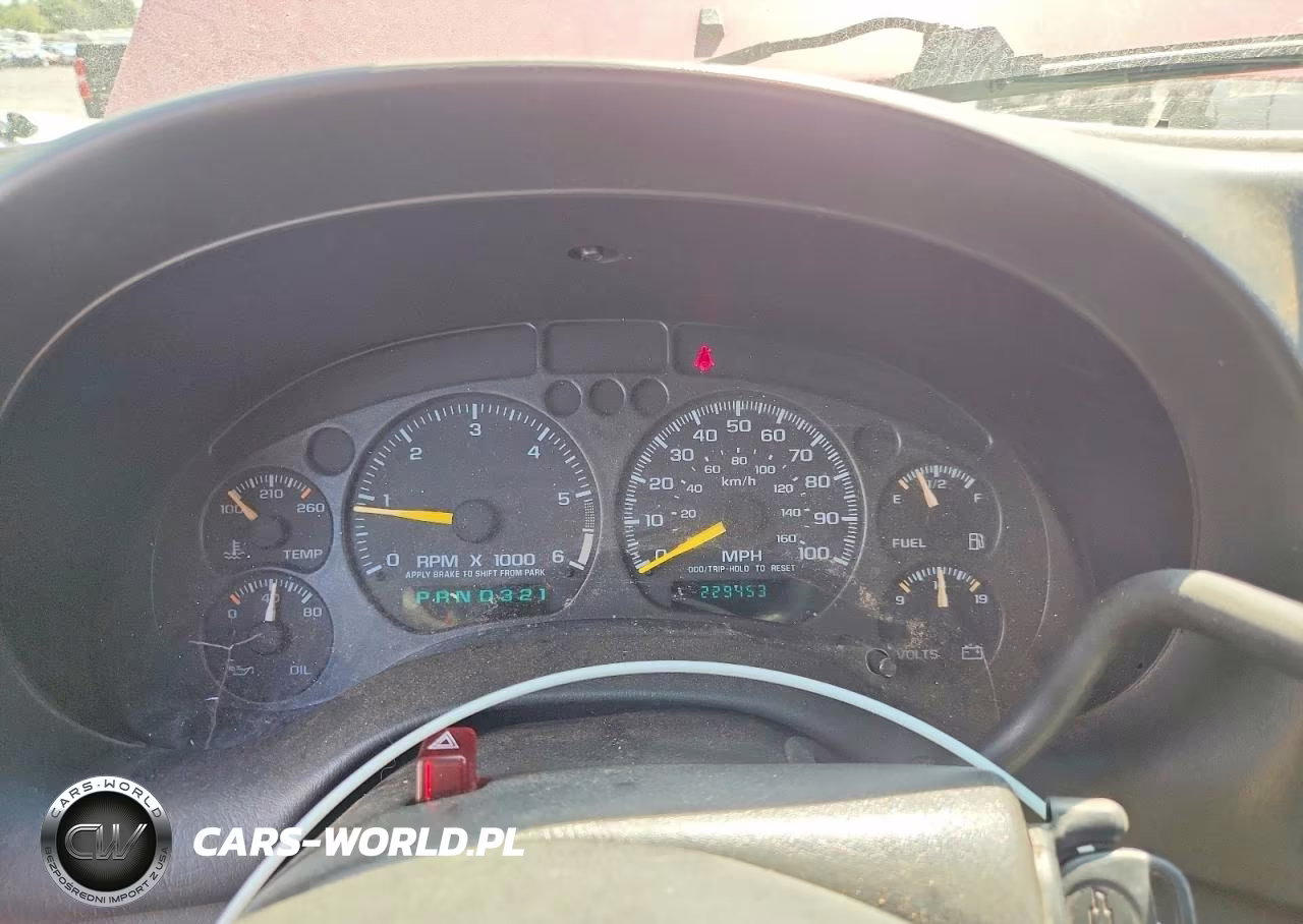 2000 Chevrolet Blazer VIN:1GNDT13W5Y2380684 - 9