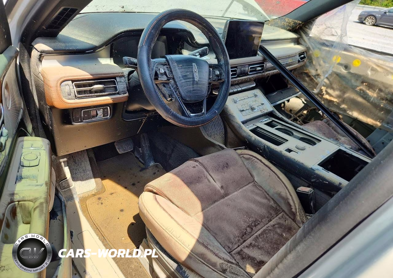 2020 Lincoln Aviator Reserve VIN:5LM5J7XC3LGL24642 - 8