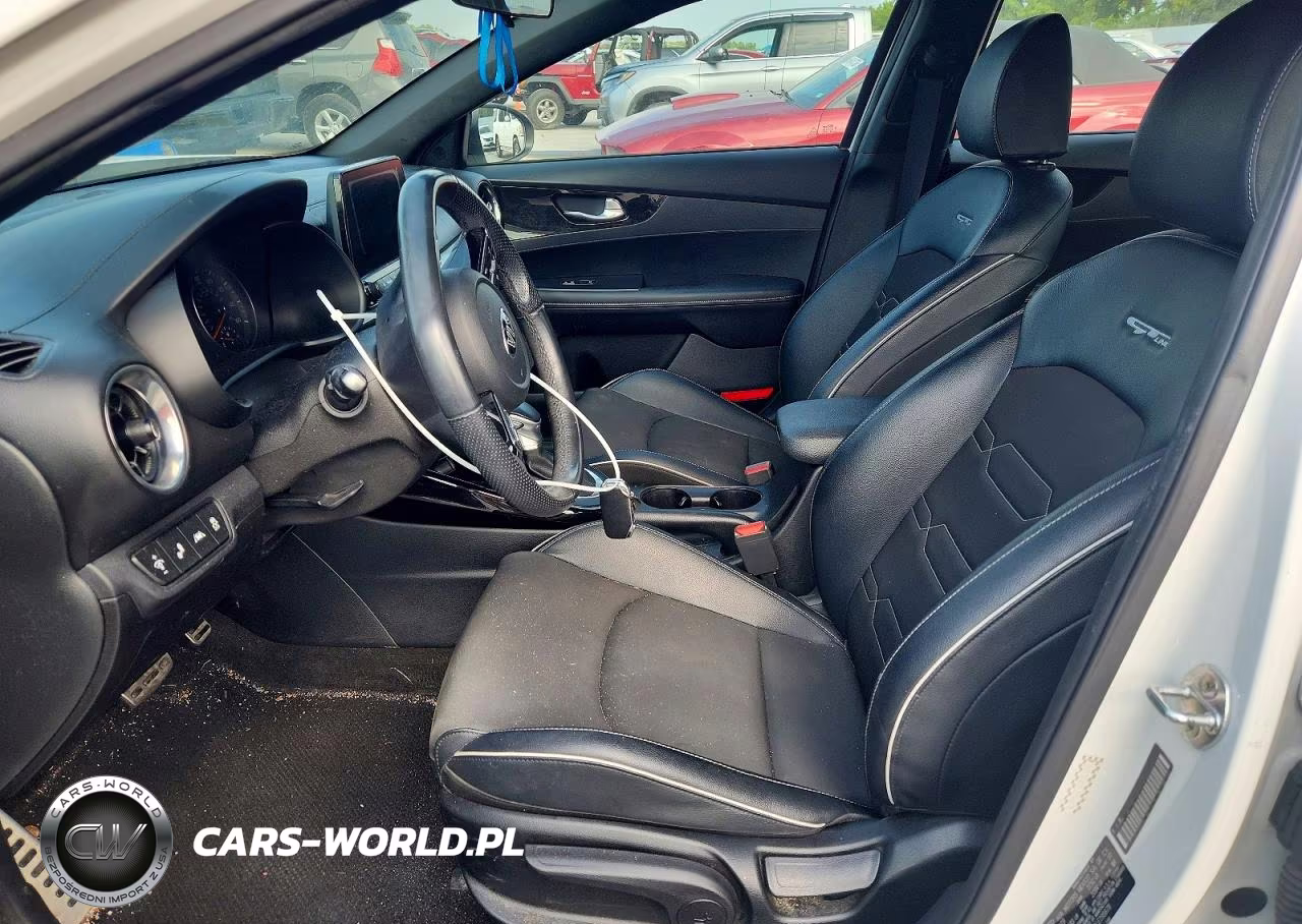 2020 Kia Forte Gt Line VIN:3KPF34AD5LE195678 - 7