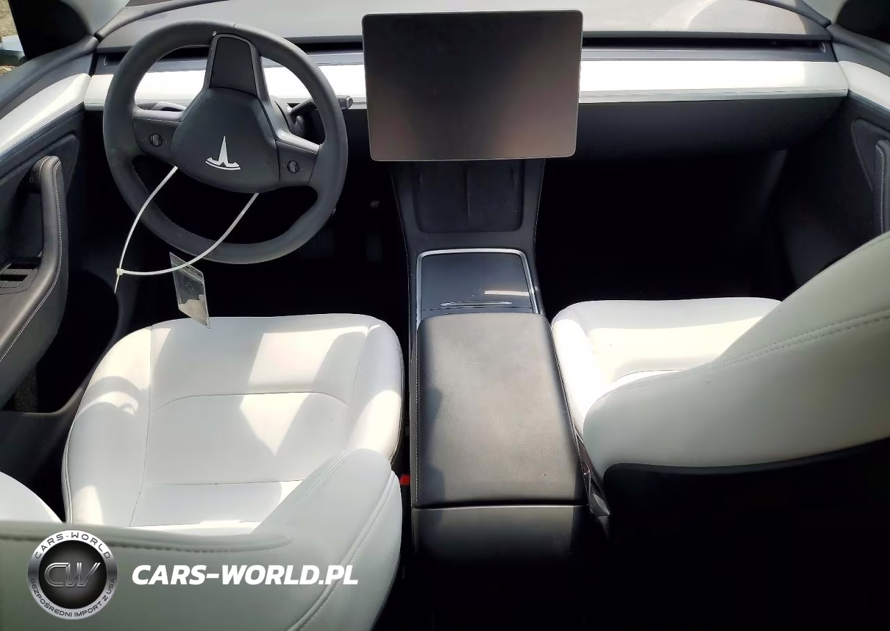 2023 Tesla Model Y VIN:7SAYGDEE1PA174584 - 8