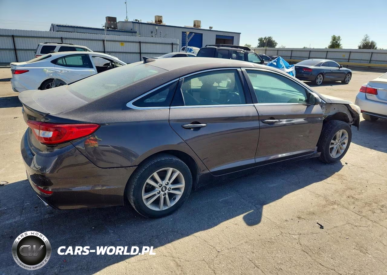 2015 Hyundai Sonata Se VIN:5NPE24AF4FH229822 - 3