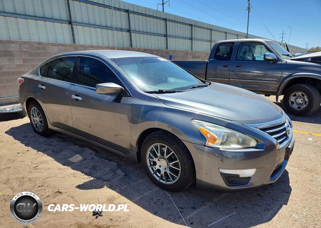 2014 Nissan Altima 2.5 S VIN:1N4AL3AP9EC197478 - 4