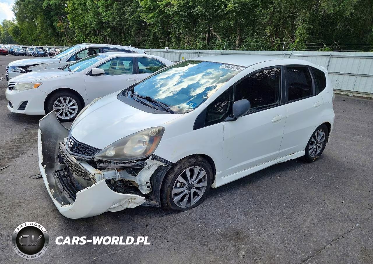 2012 Honda Fit Sport VIN:JHMGE8H52CC008777 - 1