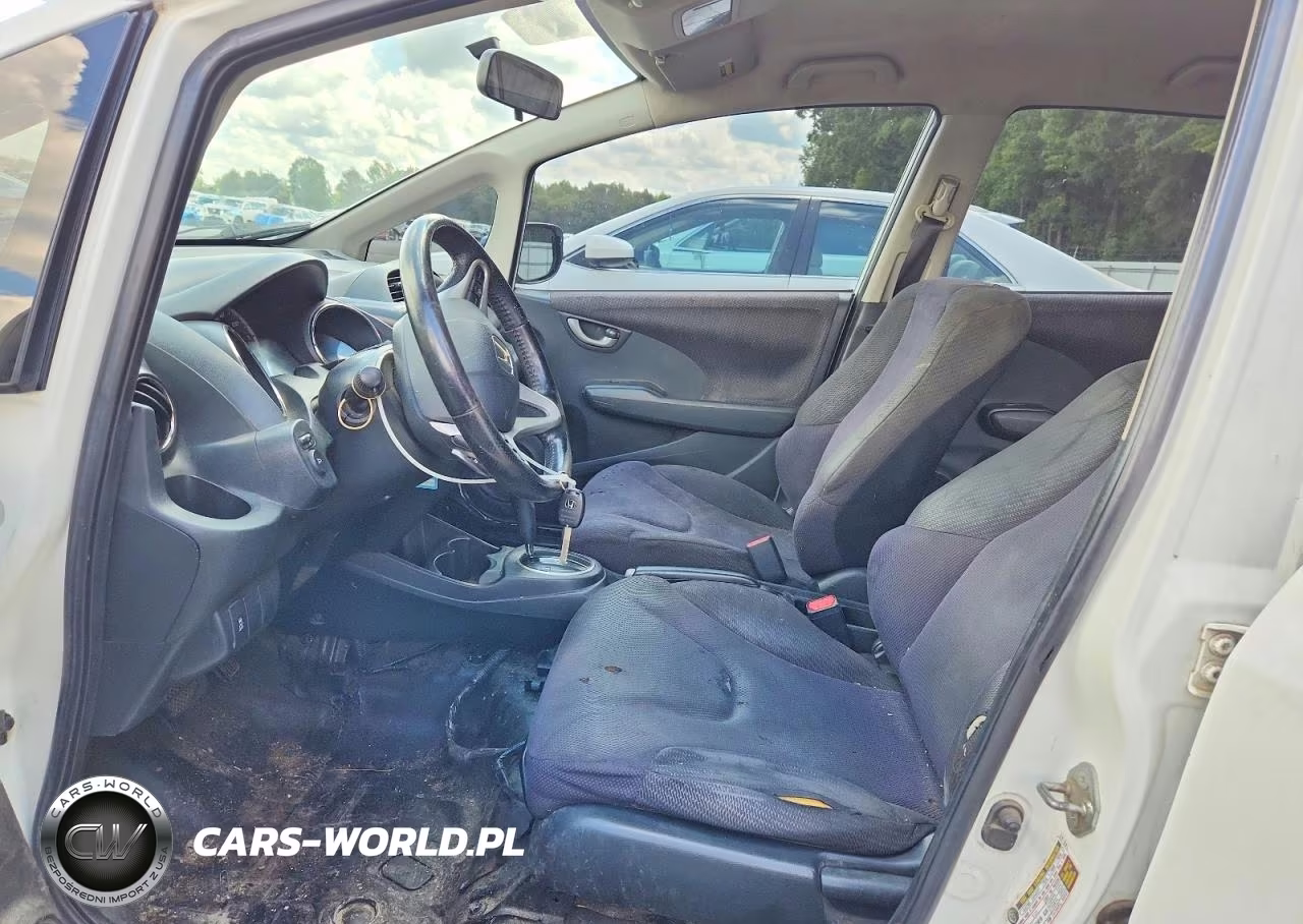 2012 Honda Fit Sport VIN:JHMGE8H52CC008777 - 7