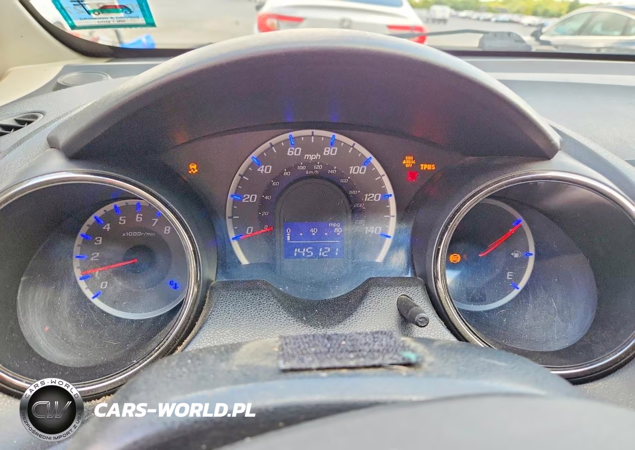 2012 Honda Fit Sport VIN:JHMGE8H52CC008777 - 9