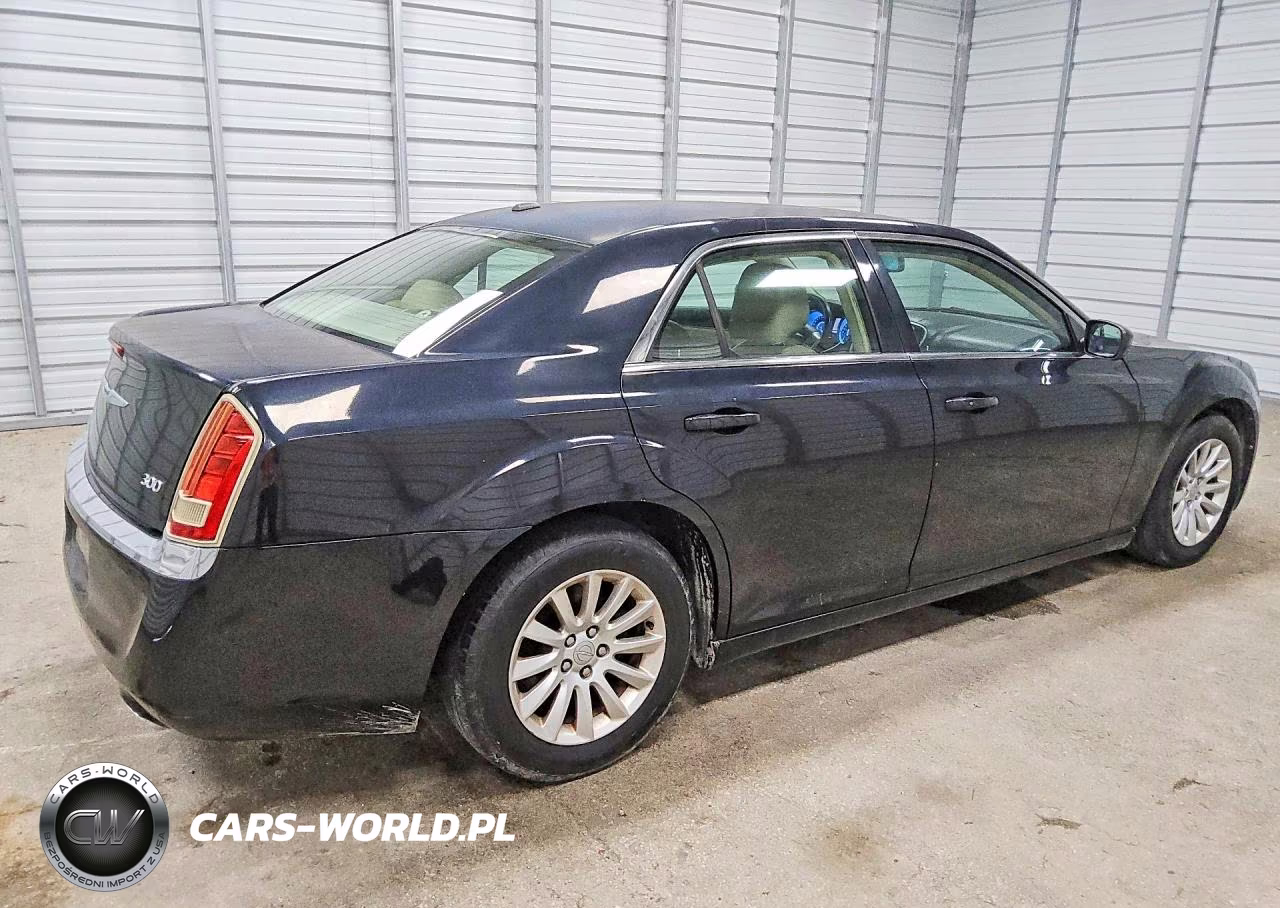 2013 Chrysler 300 VIN:2C3CCAAG7DH507859 - 3