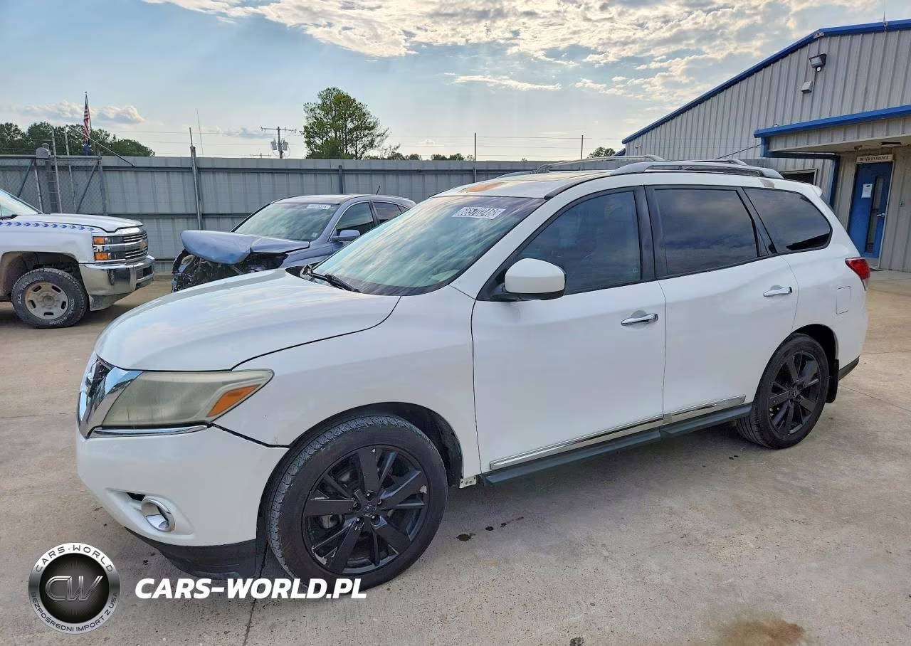 2015 Nissan Pathfinder S