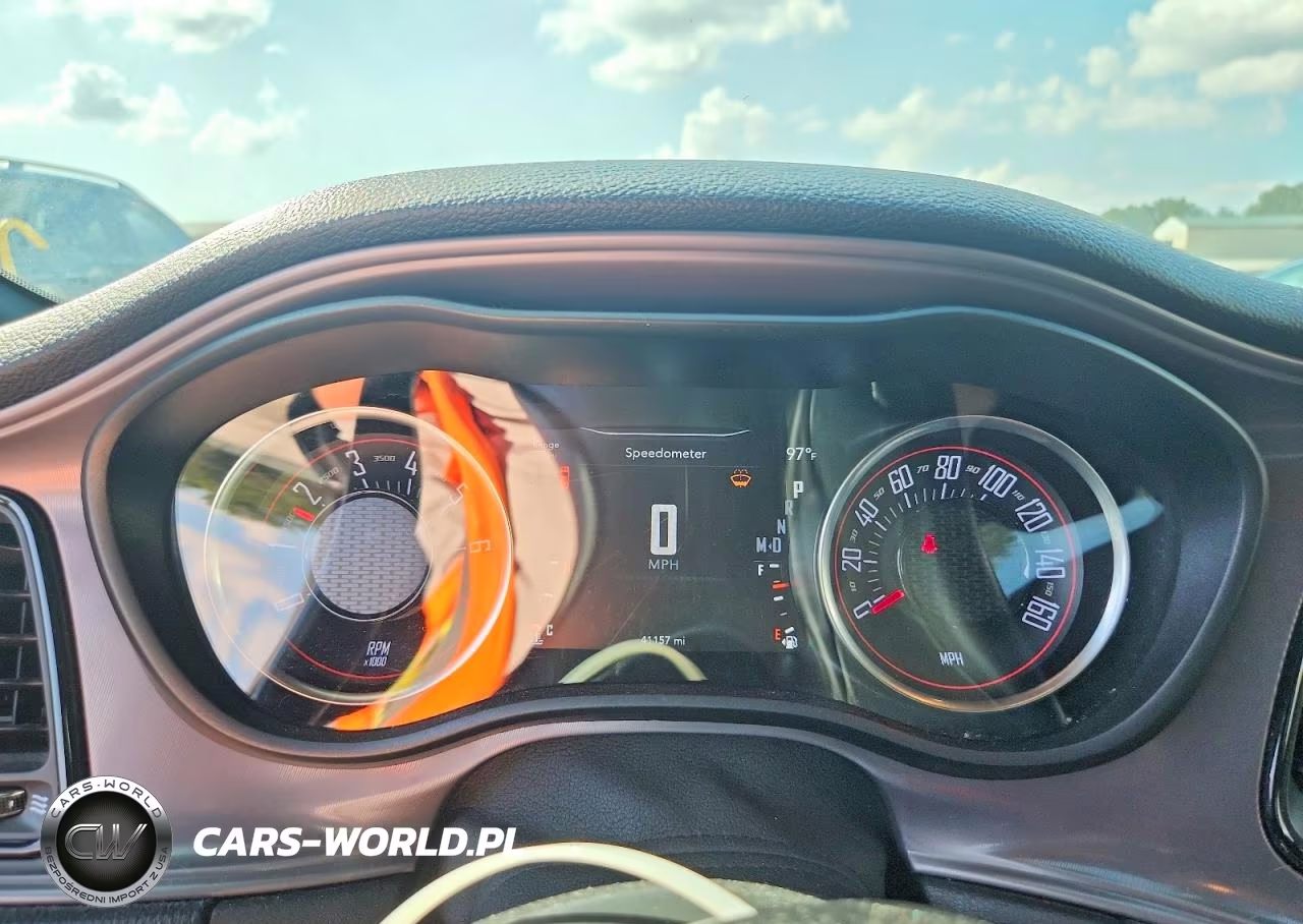 2023 Dodge Challenger Gt VIN:2C3CDZJG7PH544197 - 9