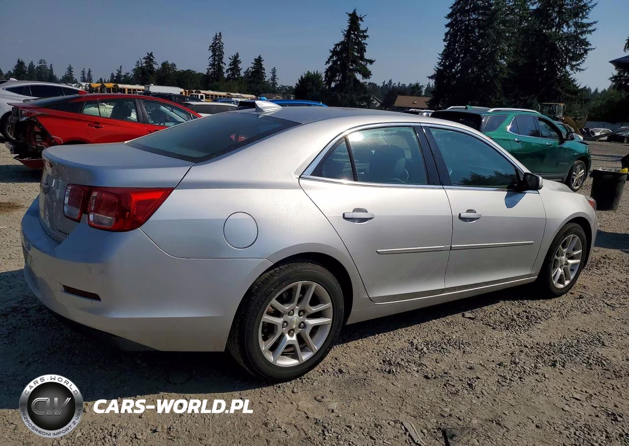 2015 Chevrolet Malibu 1Lt VIN:1G11C5SL9FF317919 - 3